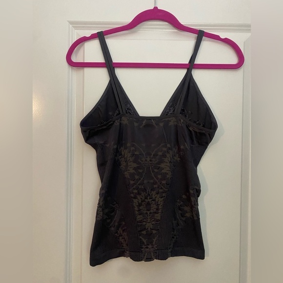 NWOT Free People Intimately Mercury Seamless Cami in Charcoal Size M/L - Picture 5 of 6